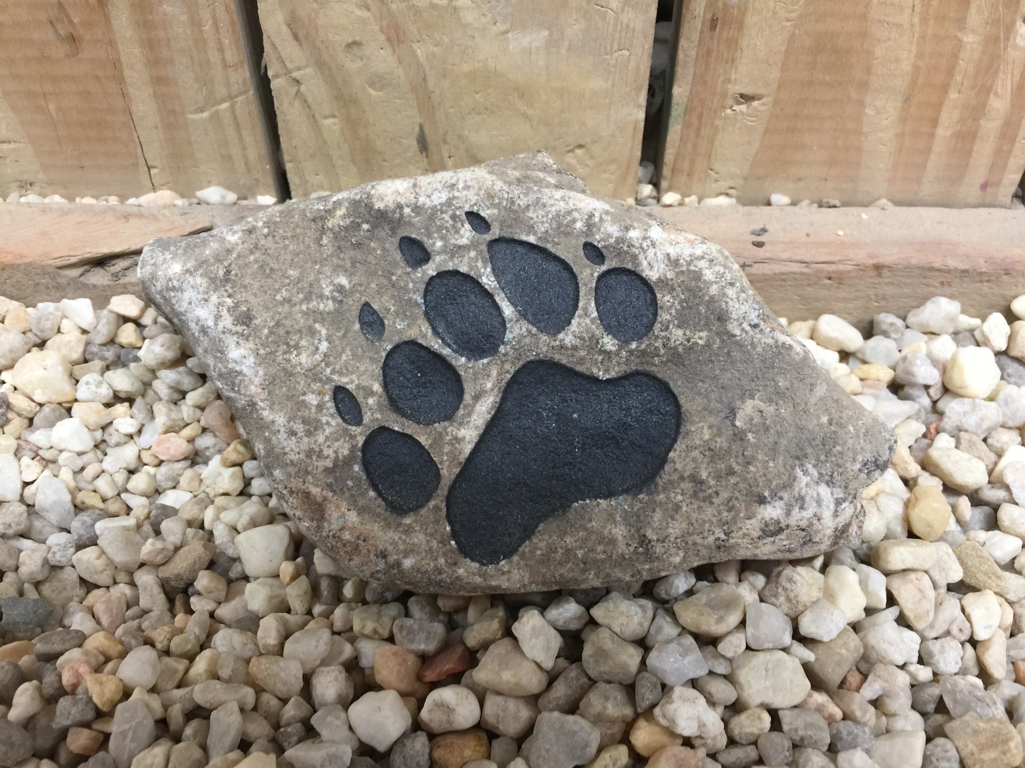 Pre-Carved Bear Paw Rock